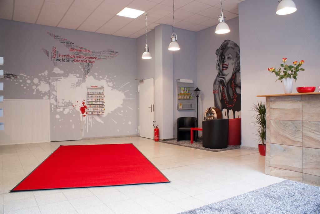 Hostel Die Etage East Berlin Dış mekan fotoğraf