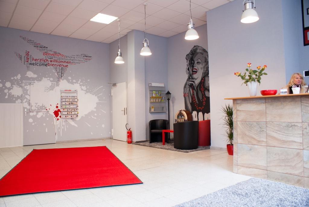 Hostel Die Etage East Berlin Dış mekan fotoğraf