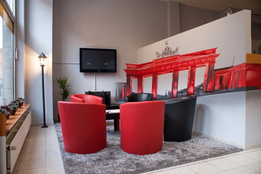 Hostel Die Etage East Berlin Dış mekan fotoğraf