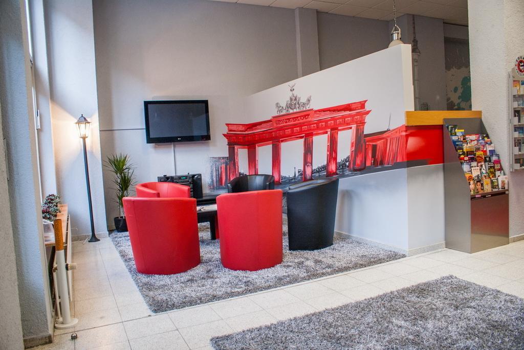 Hostel Die Etage East Berlin Dış mekan fotoğraf